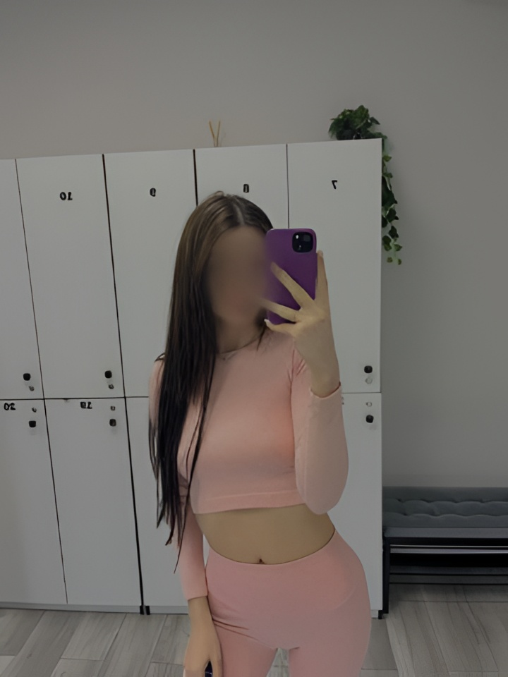 Амалия привлекальеная девушка из Анапы цена от 1500 руб