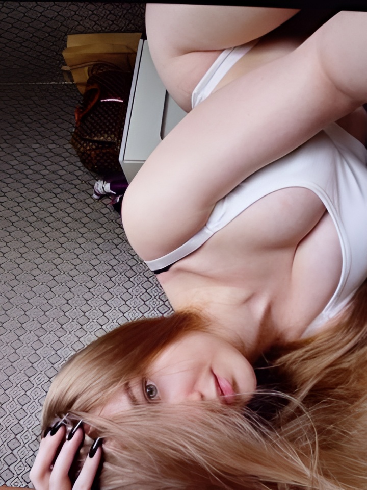 Фаина привлекальеная девушка из Анапы цена от 3000 руб