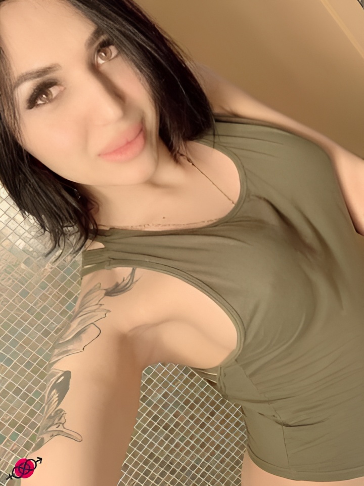 Летиция привлекальеная девушка из Анапы цена от 10000 руб