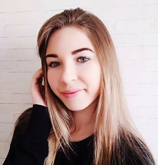 Карина привлекальеная девушка из Анапы цена от 2000 руб