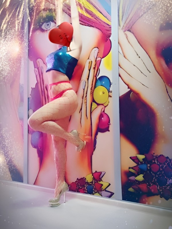 Ксюша привлекательная девушка из Анапы цена от 2000 руб