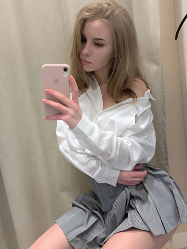 Сесилия привлекательная девушка из Анапы цена от 10000 руб