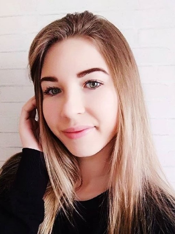 Карина привлекательная девушка из Анапы цена от 2000 руб