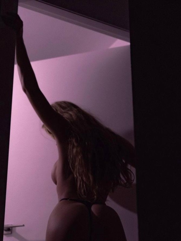 Рената привлекательная девушка из Анапы цена от 6000 руб